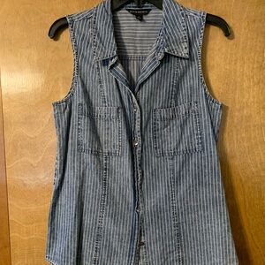 Ladies Rock and Republic Medium Sleeveless Shirt